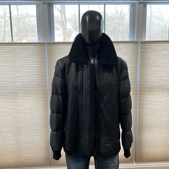 Moncler
Short Padded Down Jacket. Brand Size 4 (X-Large) - Picture 10 of 17